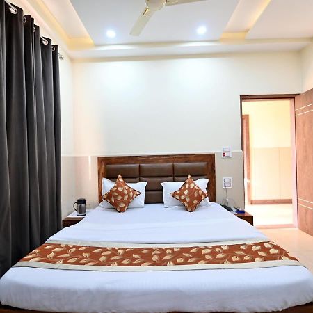 Royal Inn Jammu Exterior foto