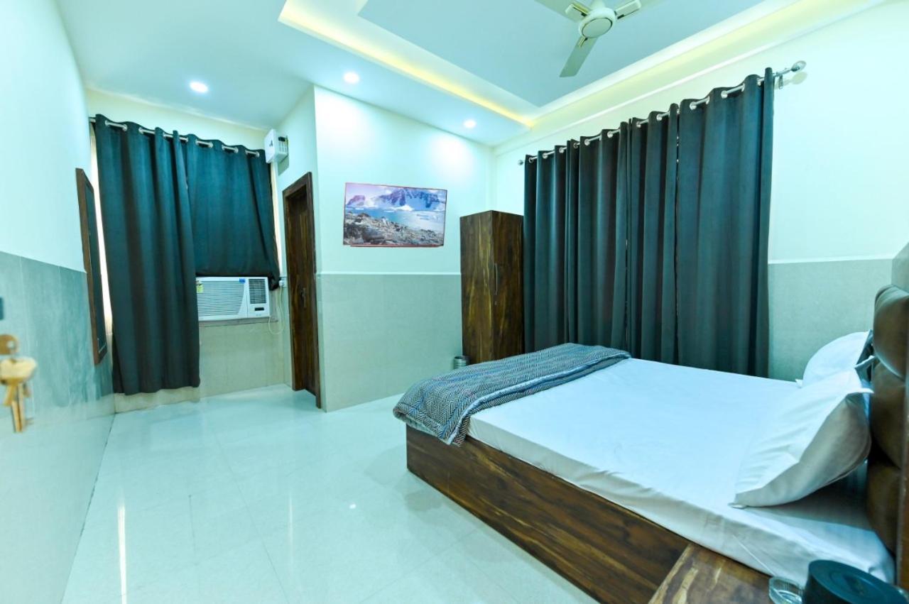 Royal Inn Jammu Exterior foto